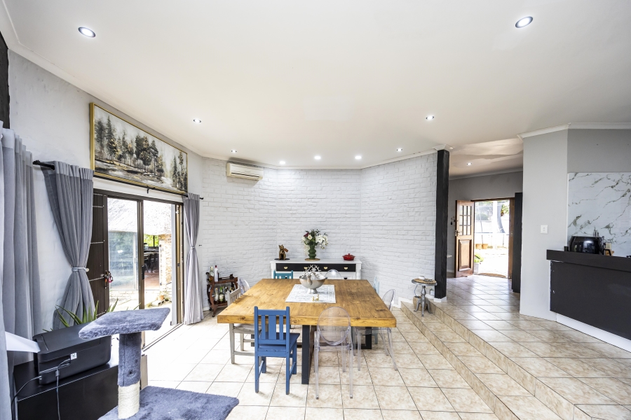4 Bedroom Property for Sale in Blue Bend Eastern Cape
